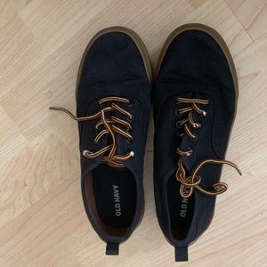 Old Navy Sneakers